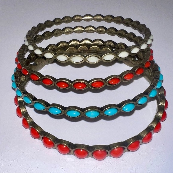 ♦️ 
Vintage Navajo Style Bangles, Turquoise‎ and Coral - Picture 1 of 2